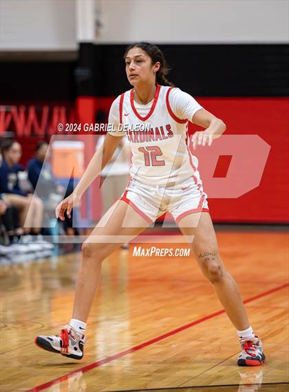 Thumbnail 2 in Harlingen vs. Edinburg North (UIL Basketball 6A Bi-District) photogallery.