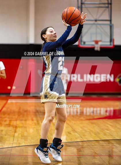 Thumbnail 3 in Harlingen vs. Edinburg North (UIL Basketball 6A Bi-District) photogallery.