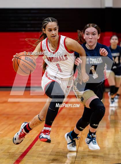 Thumbnail 2 in Harlingen vs. Edinburg North (UIL Basketball 6A Bi-District) photogallery.