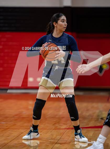 Thumbnail 2 in Harlingen vs. Edinburg North (UIL Basketball 6A Bi-District) photogallery.