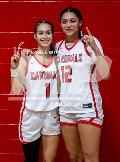 Thumbnail 2 in Harlingen vs. Edinburg North (UIL Basketball 6A Bi-District) photogallery.