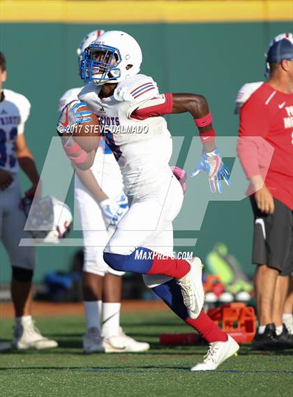 Thumbnail 1 in John Curtis Christian vs Jesuit photogallery.