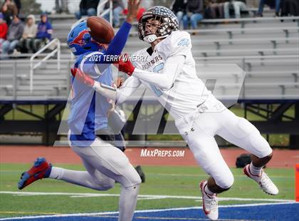 Thumbnail 3 in East Rochester-Gananda vs Medina (NYSPHSAA - Section VI Class C Regional ) photogallery.