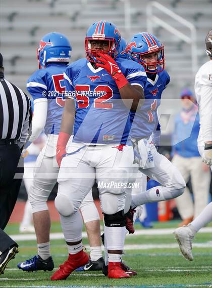 Thumbnail 1 in East Rochester-Gananda vs Medina (NYSPHSAA - Section VI Class C Regional ) photogallery.