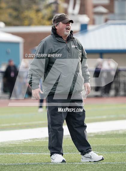 Thumbnail 2 in East Rochester-Gananda vs Medina (NYSPHSAA - Section VI Class C Regional ) photogallery.