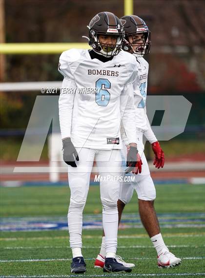Thumbnail 3 in East Rochester-Gananda vs Medina (NYSPHSAA - Section VI Class C Regional ) photogallery.