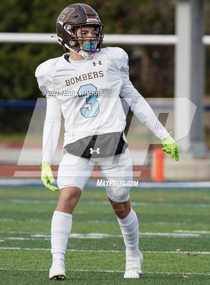Thumbnail 1 in East Rochester-Gananda vs Medina (NYSPHSAA - Section VI Class C Regional ) photogallery.