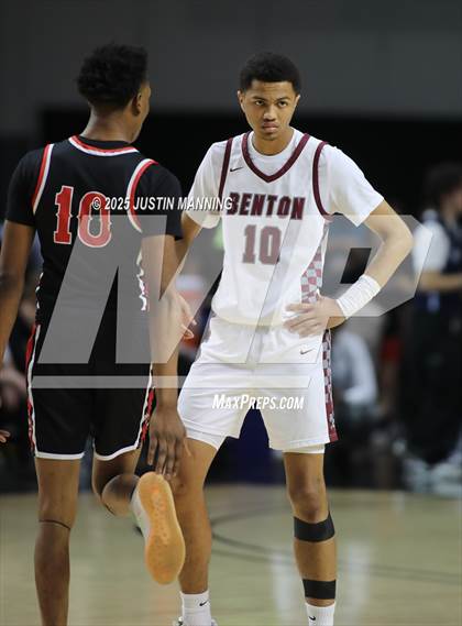 Thumbnail 3 in Benton vs. Maumelle (AAA 5A State Final) photogallery.