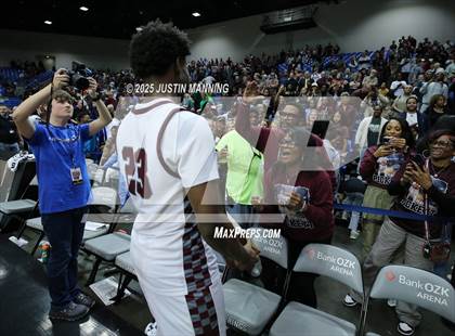 Thumbnail 3 in Benton vs. Maumelle (AAA 5A State Final) photogallery.