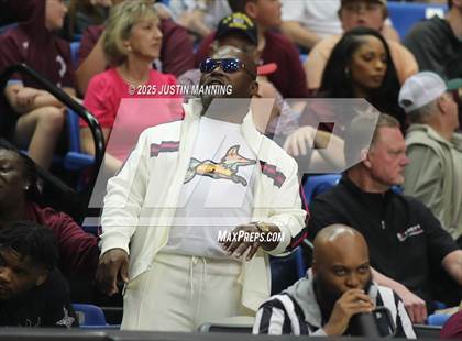Thumbnail 2 in Benton vs. Maumelle (AAA 5A State Final) photogallery.