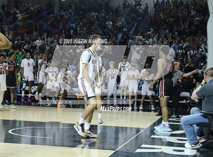 Thumbnail 1 in Benton vs. Maumelle (AAA 5A State Final) photogallery.