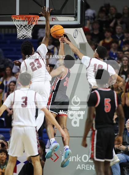 Thumbnail 2 in Benton vs. Maumelle (AAA 5A State Final) photogallery.