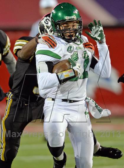 Thumbnail 2 in Sachem North vs. Farmingdale (Long Island Class I Final) photogallery.