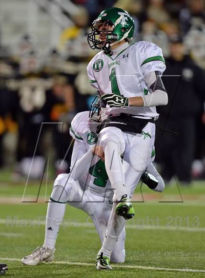 Thumbnail 3 in Sachem North vs. Farmingdale (Long Island Class I Final) photogallery.