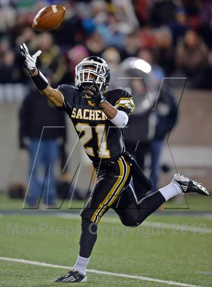 Thumbnail 3 in Sachem North vs. Farmingdale (Long Island Class I Final) photogallery.