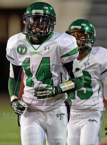 Thumbnail 3 in Sachem North vs. Farmingdale (Long Island Class I Final) photogallery.