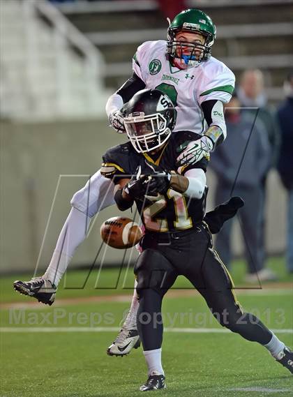Thumbnail 2 in Sachem North vs. Farmingdale (Long Island Class I Final) photogallery.