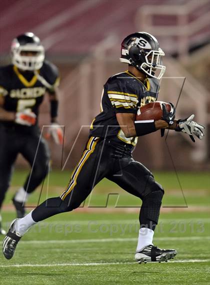 Thumbnail 1 in Sachem North vs. Farmingdale (Long Island Class I Final) photogallery.