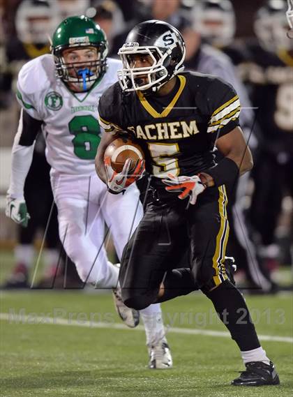 Thumbnail 1 in Sachem North vs. Farmingdale (Long Island Class I Final) photogallery.