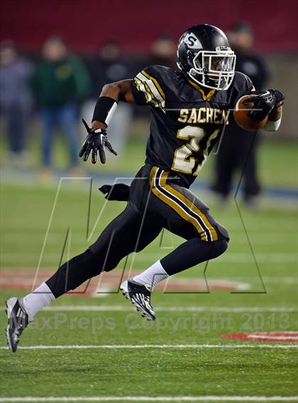 Thumbnail 3 in Sachem North vs. Farmingdale (Long Island Class I Final) photogallery.