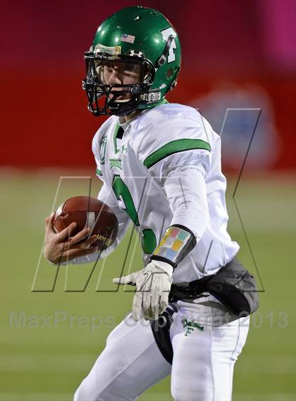 Thumbnail 1 in Sachem North vs. Farmingdale (Long Island Class I Final) photogallery.