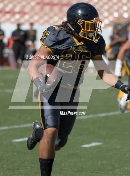 Thumbnail 2 in Banning vs. San Pedro  (Coliseum Classic) photogallery.