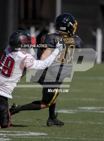 Thumbnail 3 in Banning vs. San Pedro  (Coliseum Classic) photogallery.