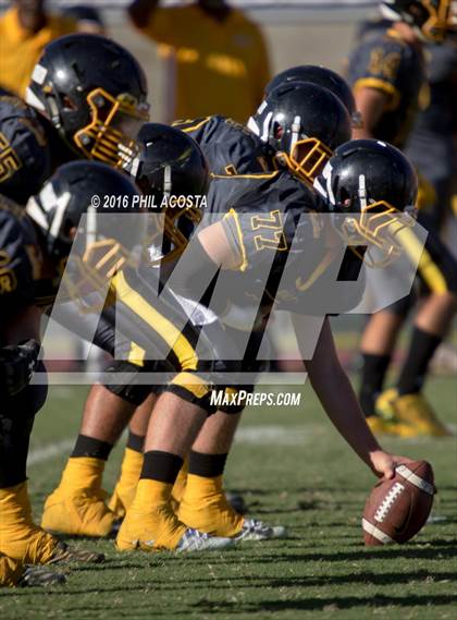 Thumbnail 2 in Banning vs. San Pedro  (Coliseum Classic) photogallery.