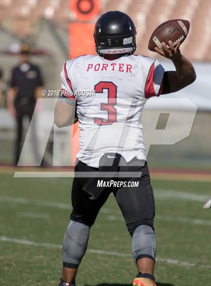 Thumbnail 3 in Banning vs. San Pedro  (Coliseum Classic) photogallery.