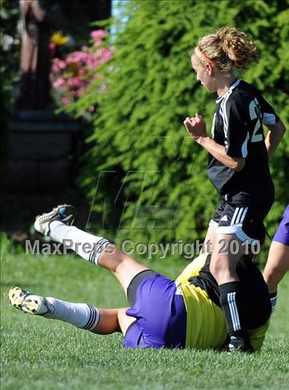 Thumbnail 3 in Lancaster Mennonite @ Lancaster Catholic photogallery.