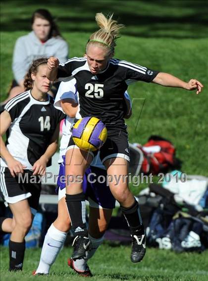 Thumbnail 2 in Lancaster Mennonite @ Lancaster Catholic photogallery.