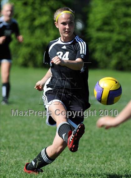 Thumbnail 3 in Lancaster Mennonite @ Lancaster Catholic photogallery.