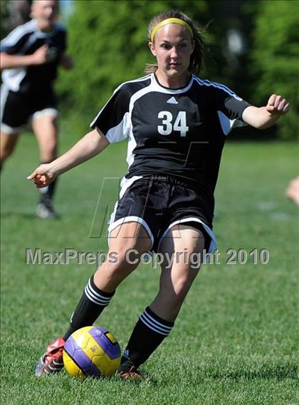 Thumbnail 2 in Lancaster Mennonite @ Lancaster Catholic photogallery.