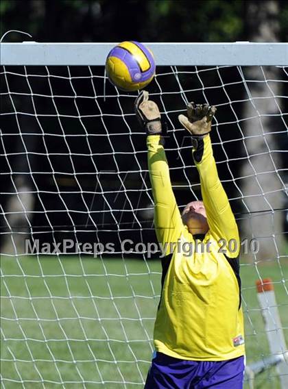 Thumbnail 2 in Lancaster Mennonite @ Lancaster Catholic photogallery.
