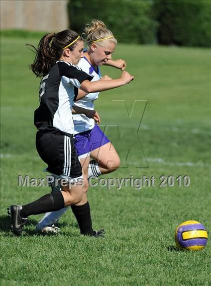 Thumbnail 1 in Lancaster Mennonite @ Lancaster Catholic photogallery.