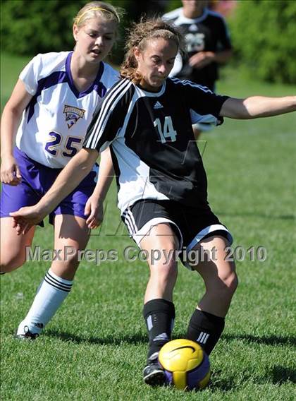 Thumbnail 1 in Lancaster Mennonite @ Lancaster Catholic photogallery.