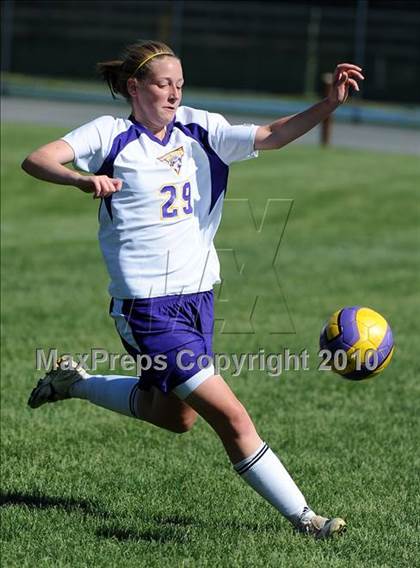 Thumbnail 2 in Lancaster Mennonite @ Lancaster Catholic photogallery.