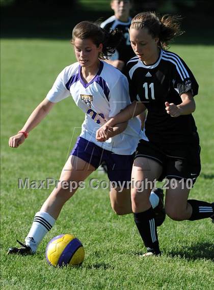Thumbnail 2 in Lancaster Mennonite @ Lancaster Catholic photogallery.