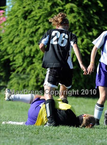 Thumbnail 3 in Lancaster Mennonite @ Lancaster Catholic photogallery.