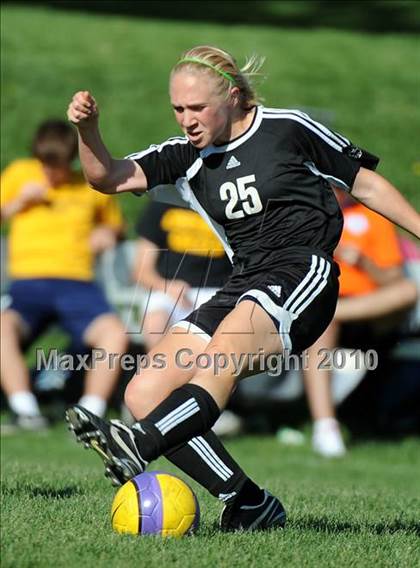 Thumbnail 1 in Lancaster Mennonite @ Lancaster Catholic photogallery.