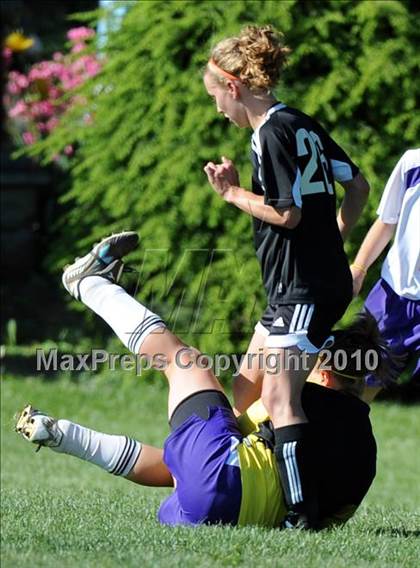Thumbnail 1 in Lancaster Mennonite @ Lancaster Catholic photogallery.