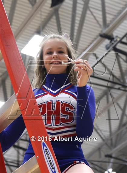 Thumbnail 1 in Plainfield vs. Terre Haute South Vigo photogallery.