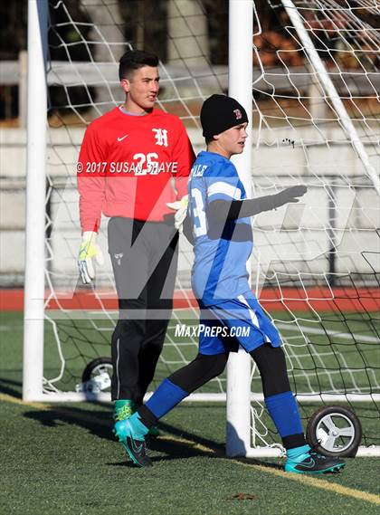 Thumbnail 1 in Bromfield vs. Hopedale (MIAA Division 4 Central Final) photogallery.