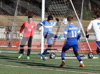 Thumbnail 1 in Bromfield vs. Hopedale (MIAA Division 4 Central Final) photogallery.