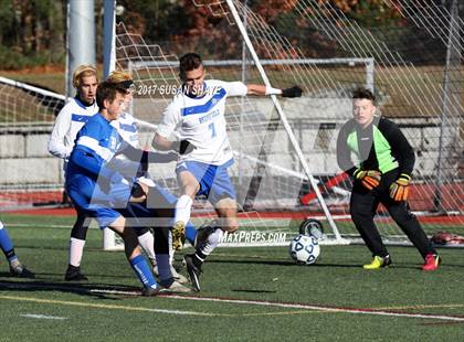 Thumbnail 1 in Bromfield vs. Hopedale (MIAA Division 4 Central Final) photogallery.