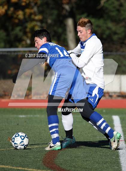 Thumbnail 3 in Bromfield vs. Hopedale (MIAA Division 4 Central Final) photogallery.