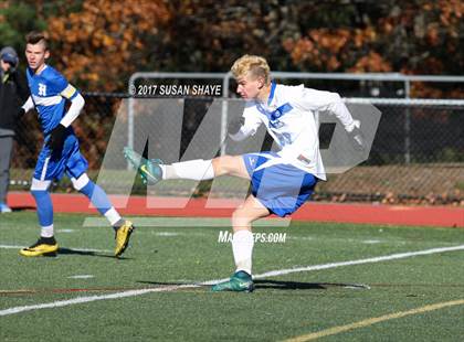Thumbnail 2 in Bromfield vs. Hopedale (MIAA Division 4 Central Final) photogallery.