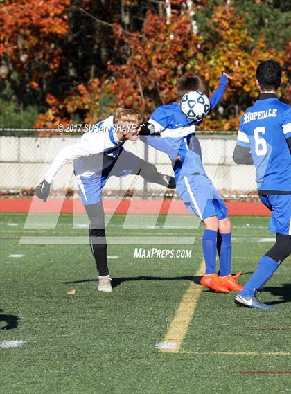 Thumbnail 3 in Bromfield vs. Hopedale (MIAA Division 4 Central Final) photogallery.