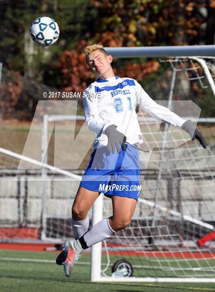 Thumbnail 1 in Bromfield vs. Hopedale (MIAA Division 4 Central Final) photogallery.