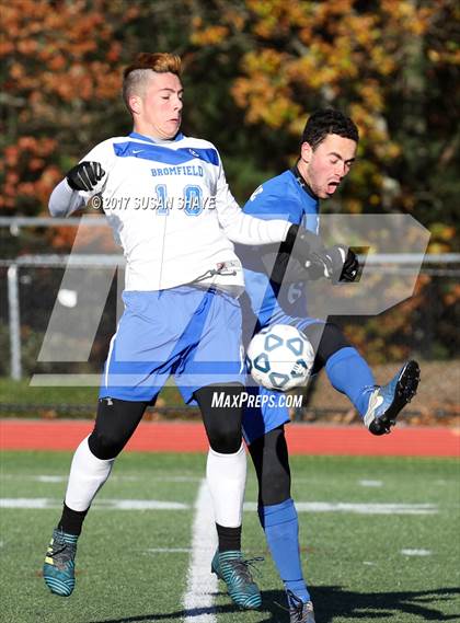 Thumbnail 1 in Bromfield vs. Hopedale (MIAA Division 4 Central Final) photogallery.